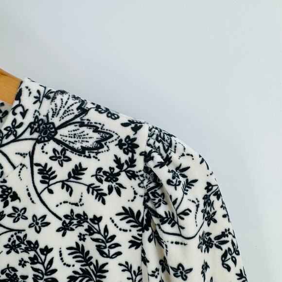 LOFT Black White Floral Velvet Burnout Long Sleeve Blouse Size Small - Picture 9 of 9